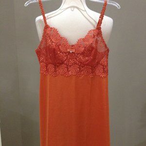New Wacoal embroidered lace slip with adjustable shoulder straps